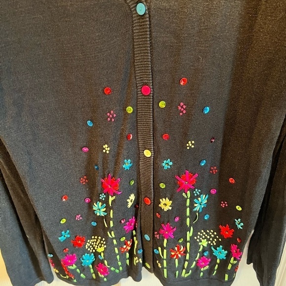 Womans plus light weight cardigan sweater w/ ribbon flowers by Diane Gilman - Picture 3 of 5